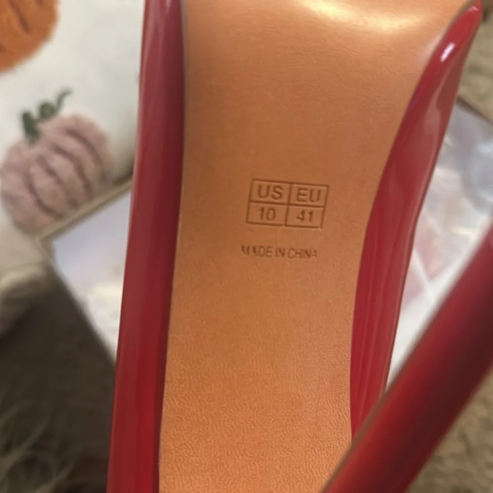 Women’s Paten leather red heels Sz 10, worn once for phot shoot